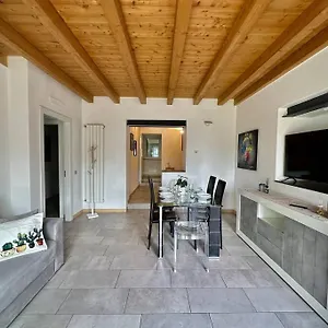 Near Train Station Luxury House 5 Beds Bergamo